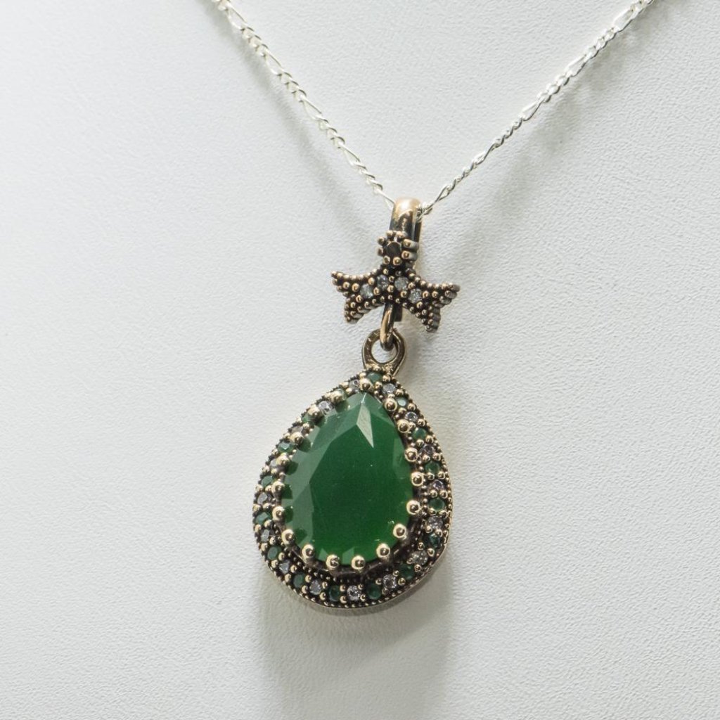Vintage Womens Emerald  Sapphires Pendant 14kt  925 Sterling Silver
